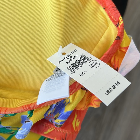 NWT Aerie Flower Swimsuit - Picture 3 of 3